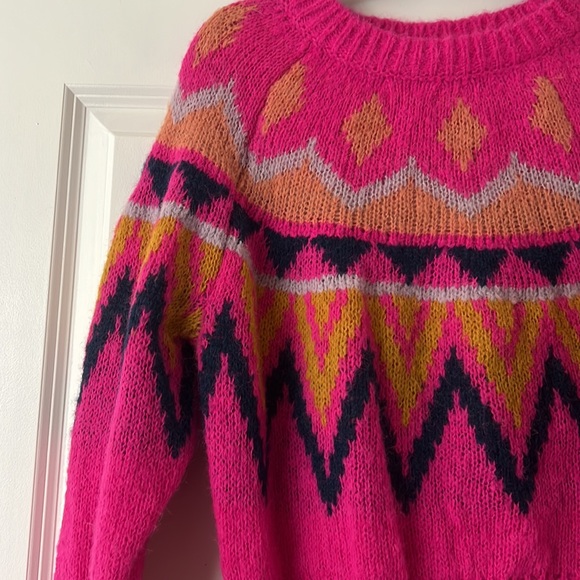 Pink Printed Crew Neck Sweater - Picture 2 of 4